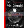 Комикс Resistance (A Graphic Novel) Kathryn Briggs 9781788163552